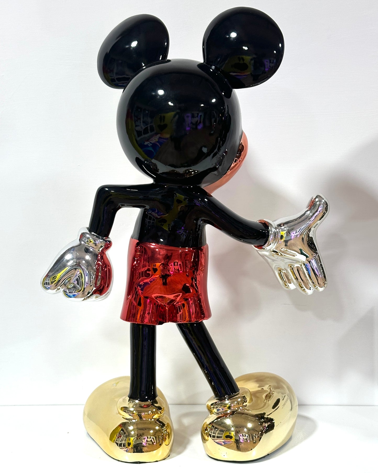 mickey mouse color