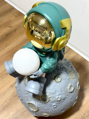 Moon Man Sitting 110 cm | Astronauta sulla Luna Luminoso