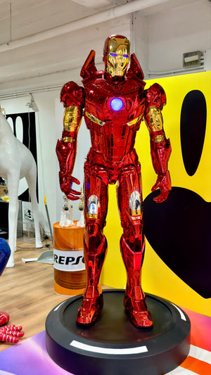 Scultura Robot Futuristico con LED – Edizione Limitata | Pushantigallery