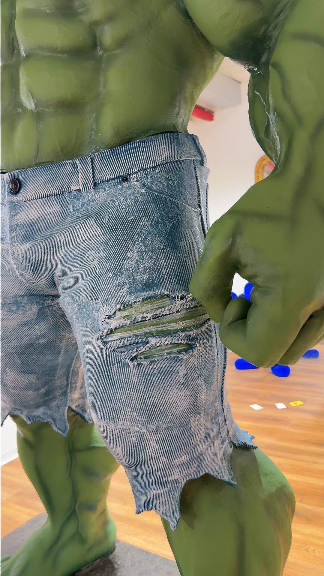 Hulk gigante - Scultura su ordinazione